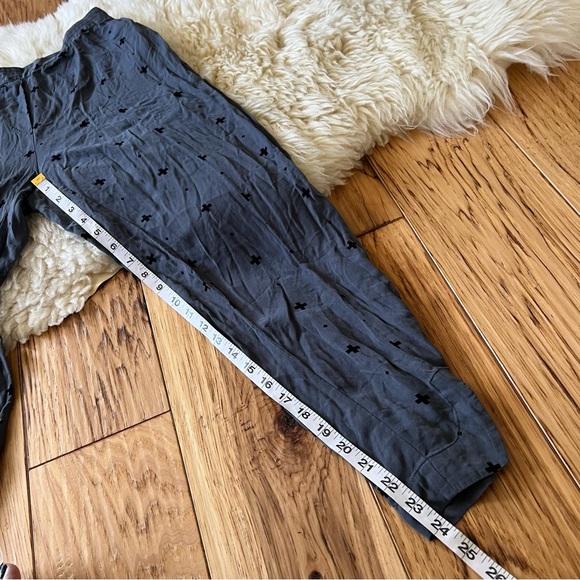 Paper Label Pajama Set Cross Print Small - Picture 10 of 12